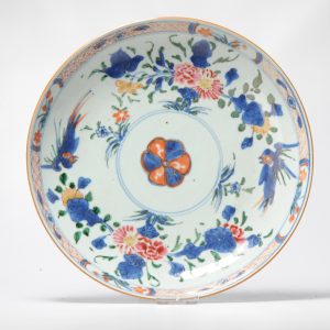 0789 A Qianlong Chinese Imari verte large dish with flowers and birds.