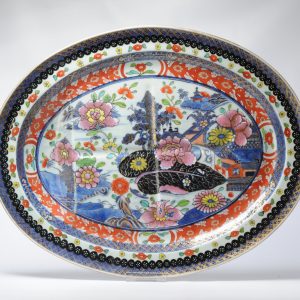 0788 Qianlong or Jiaqing Serving Dish, clobbered in the 19th century