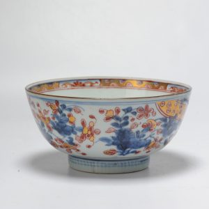 0827. Antique Chinese Kangxi bowl with European Decoration