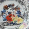 0259. Very rare Amsterdam Bont Grisaille plate. Underglaze in blue with flowers. Overpainted in lots of black, red yellow and blue. - Image 4