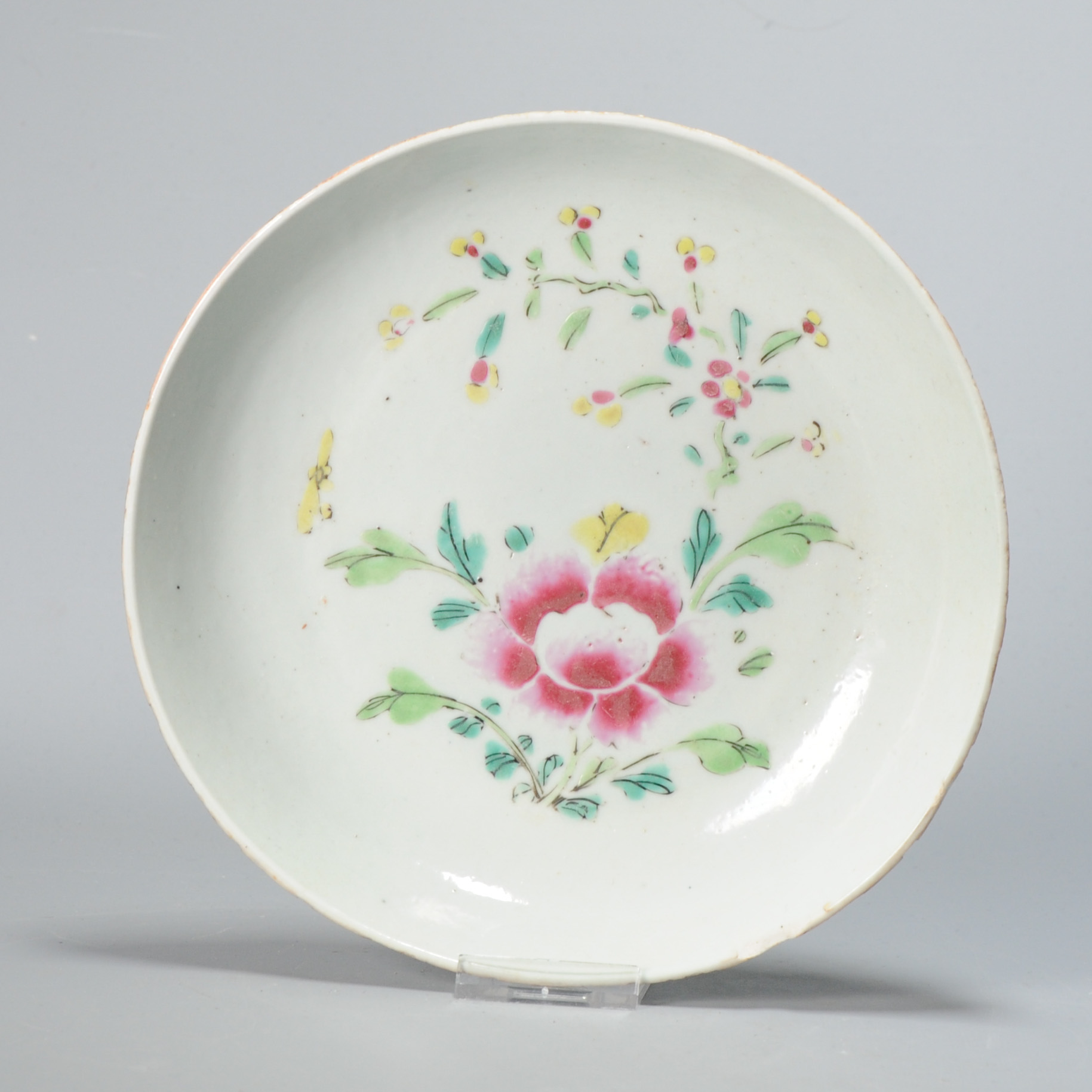 0971 Lovely Famille Rose Plate with Flowers Qianlong Period (1736-1795)