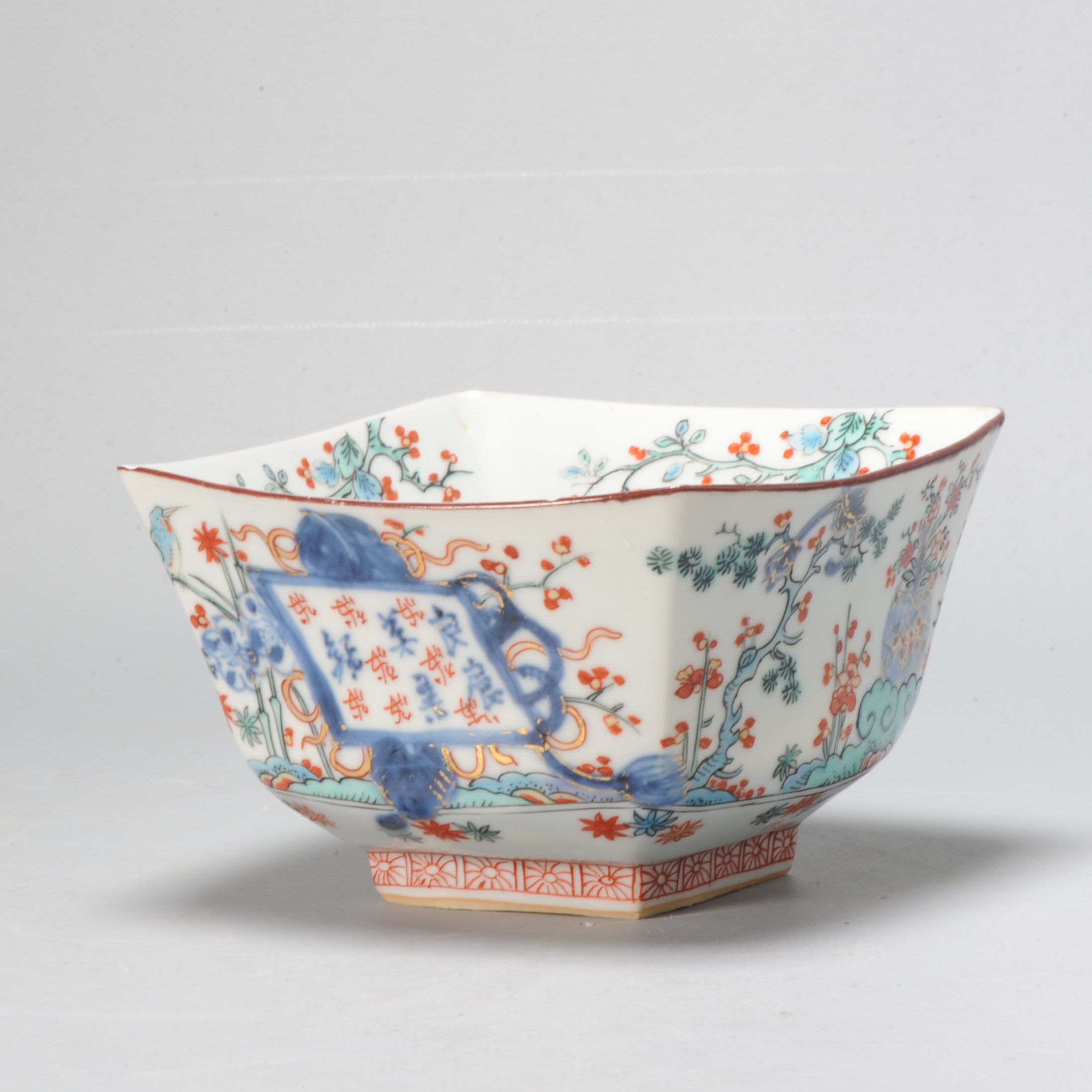 1053 Antique Chinese porcelain Square Bowl with Amsterdam Bont Kakiemon Decoration