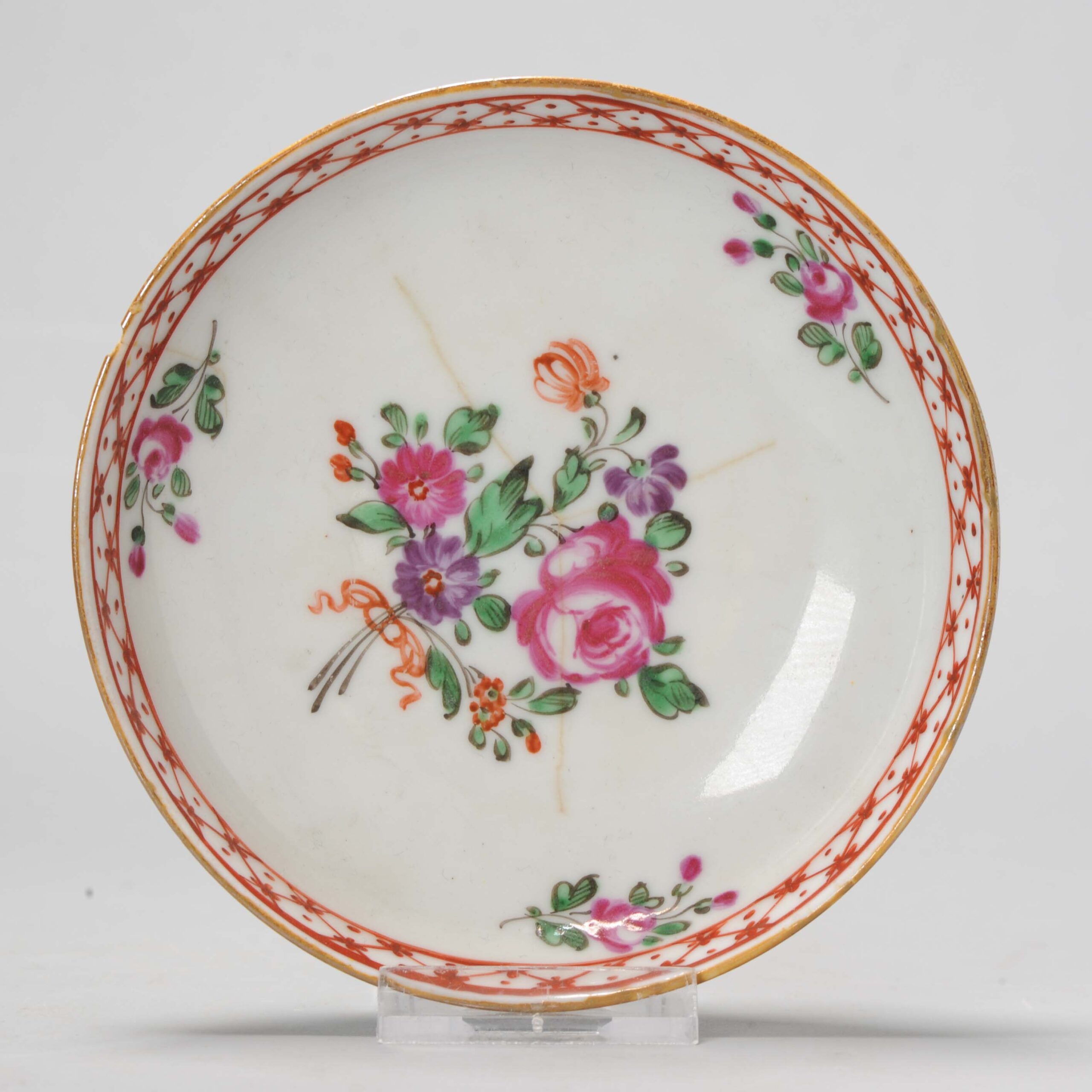 1124 A Italian Porcelain Famille Rose Dish 1740-1780