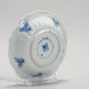 1153 Lovely Kangxi or Yongzheng Blue and White Dish With Interesting Decoration - Image 7