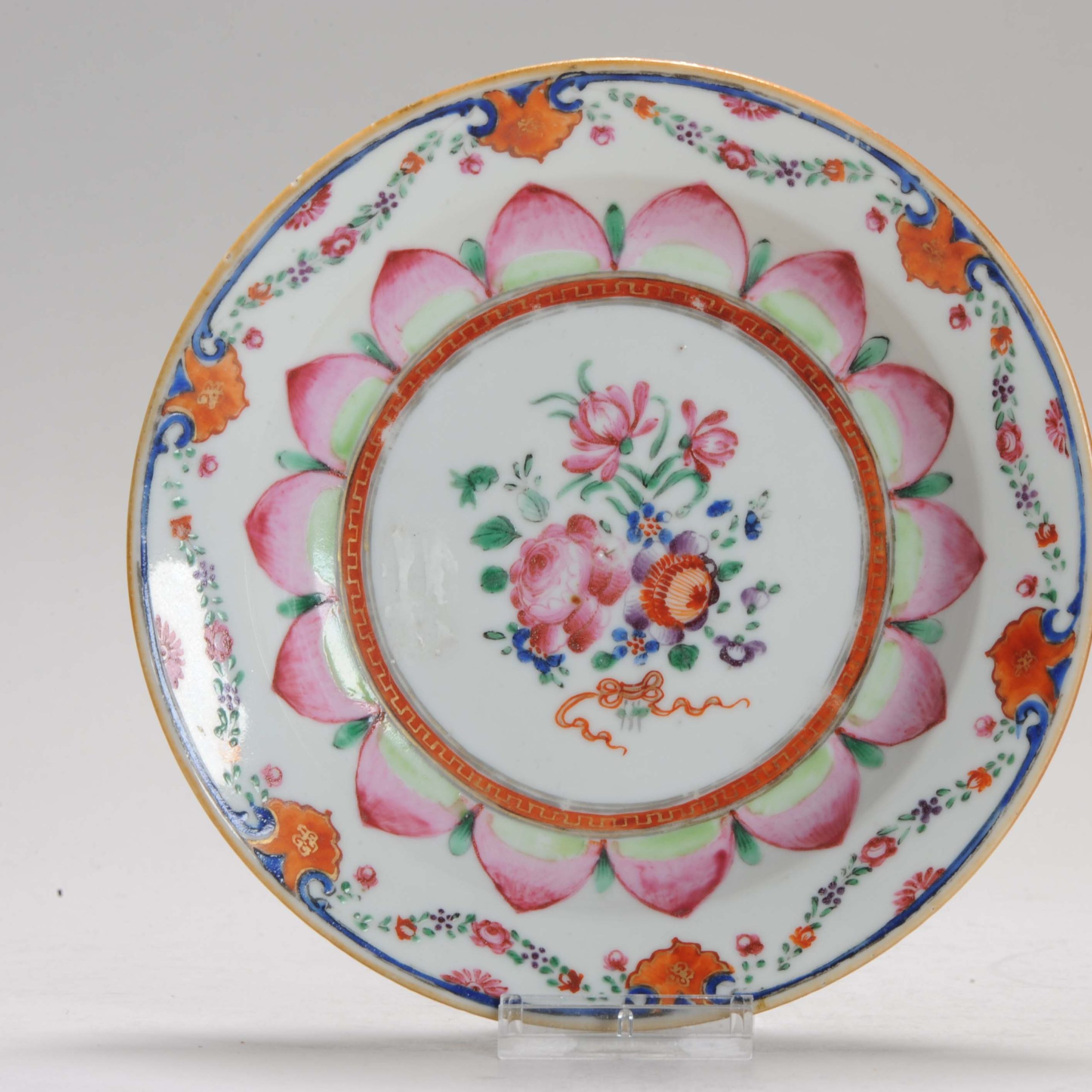 1182 High Quality Famille Rose plate. Flowers & Gildings. Lovely design. SE Asian Market