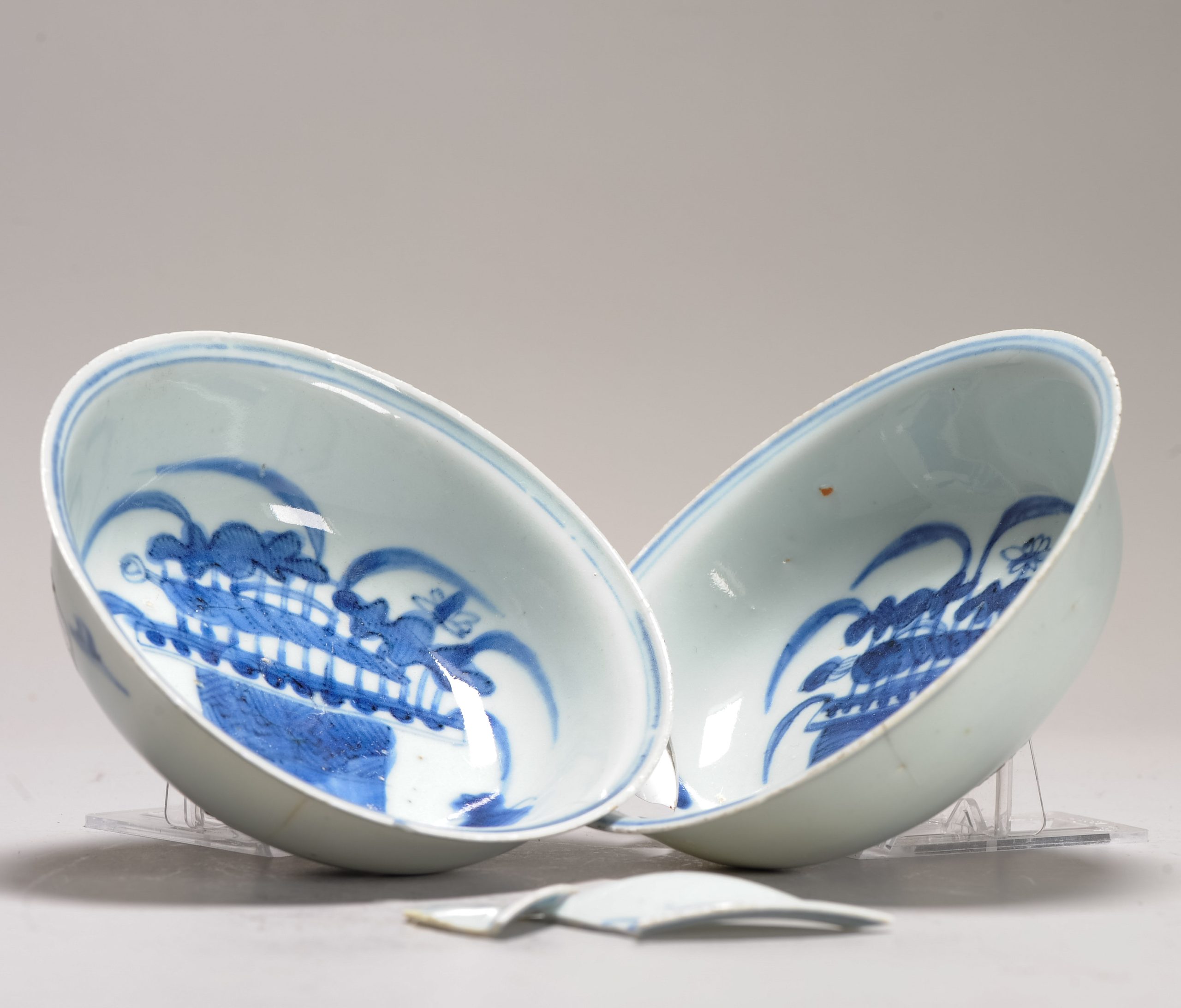 1224 & 1225 A Chinese porcelain Pair Ming Blue and White bowls with Flower Basket
