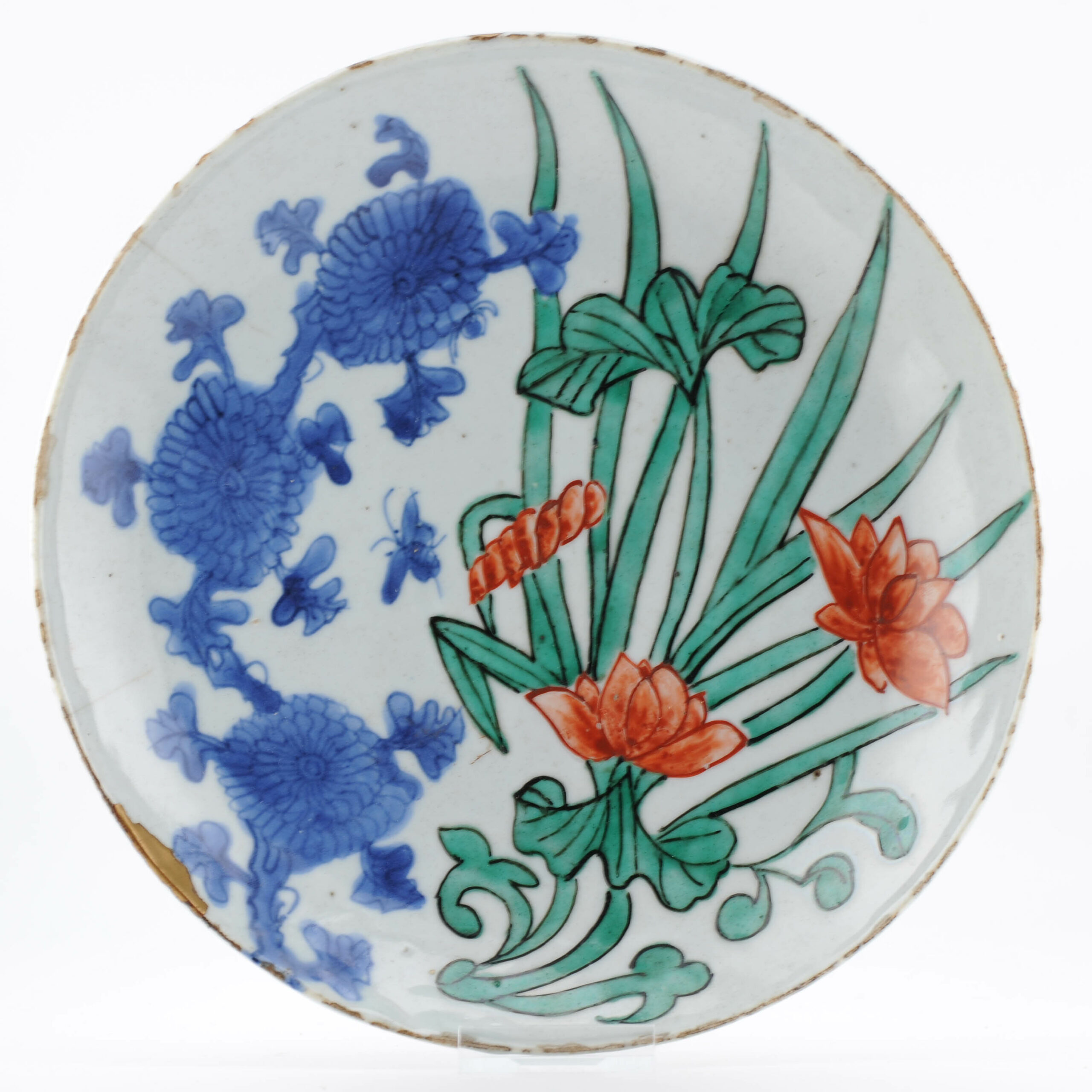 1361 Lovely Late Ming Blue and White Dish with a very interesting Ko-Akae addition