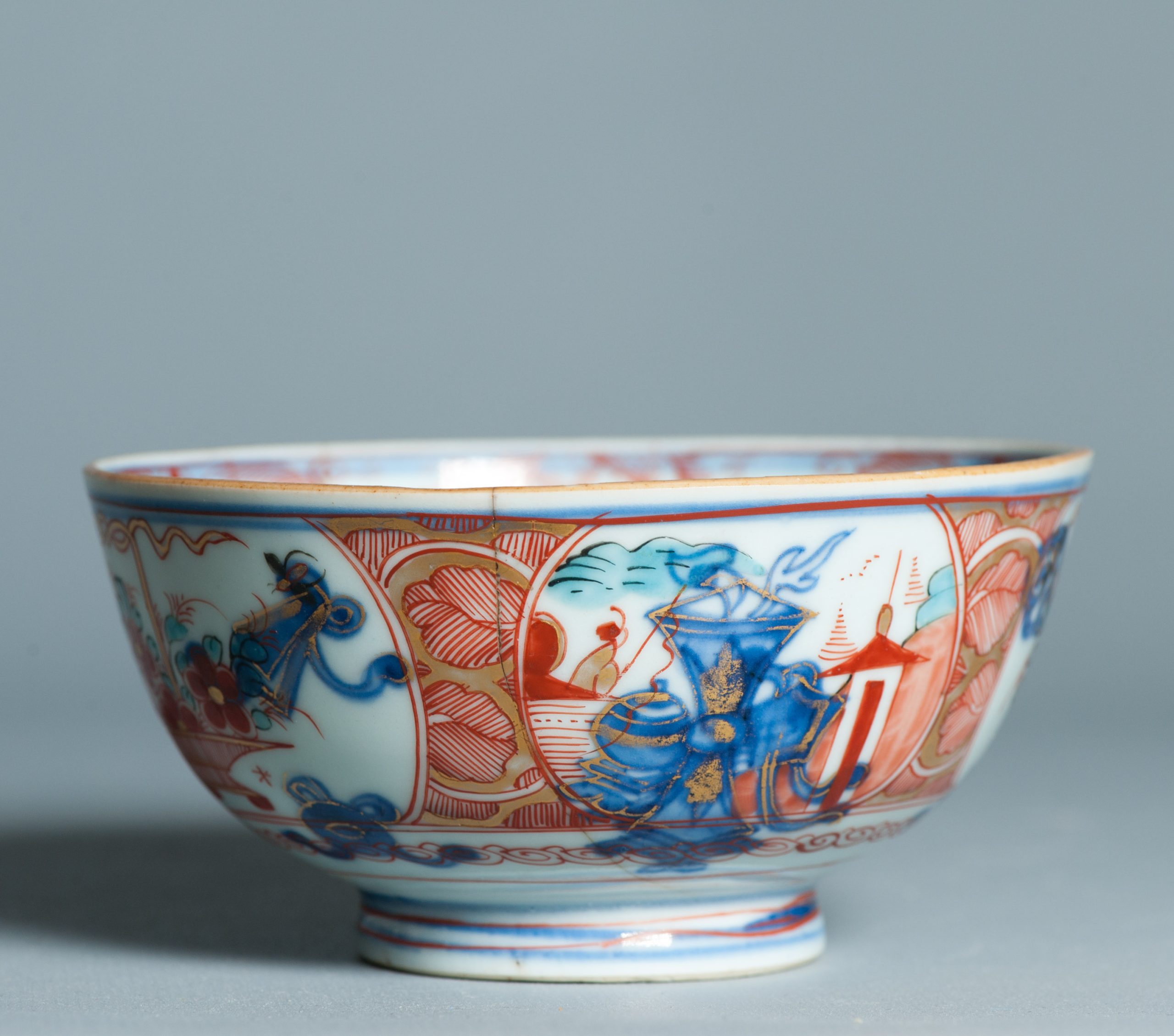 1436 Antique Chinese Bowl with an Amsterdam Bont redecoration.