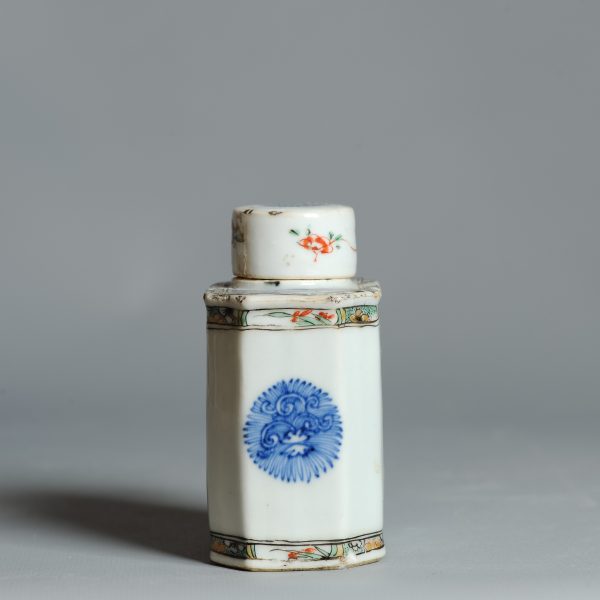 1451 Antique Ca 1710-1730 Blue and White / Verte Chinese Tea Caddy - Image 7
