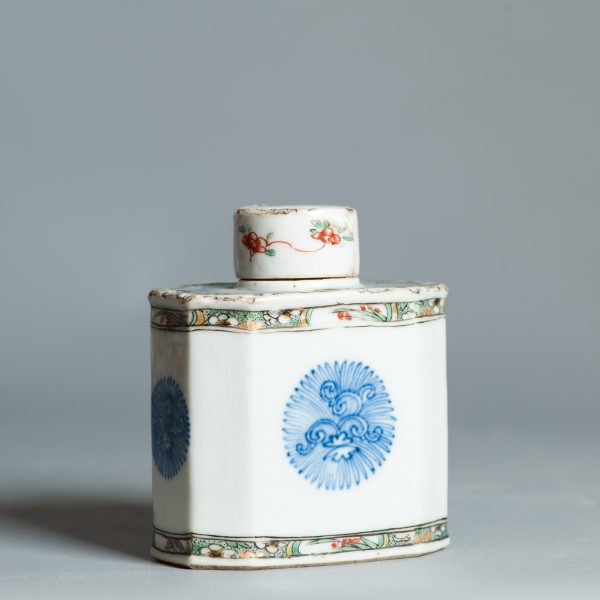 1451 Antique Ca 1710-1730 Blue and White / Verte Chinese Tea Caddy - Image 6