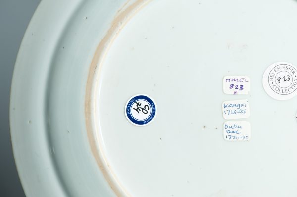 1455 Antique Chinese Kangxi dish with Dutch Decoration in Kakiemon Style - Image 13