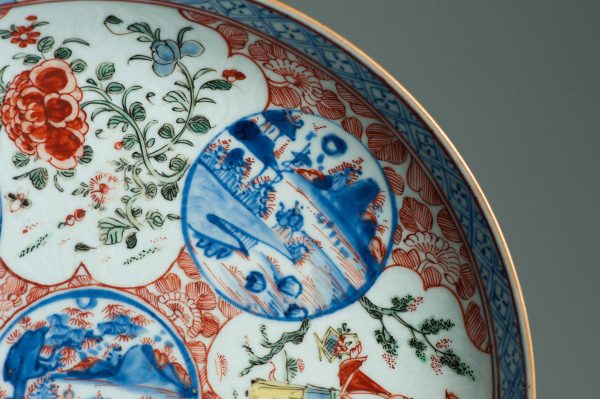 1456 Large Antique Chinese Kangxi/Yongzheng dish with Dutch Decoration Dame au Parasol - Image 4