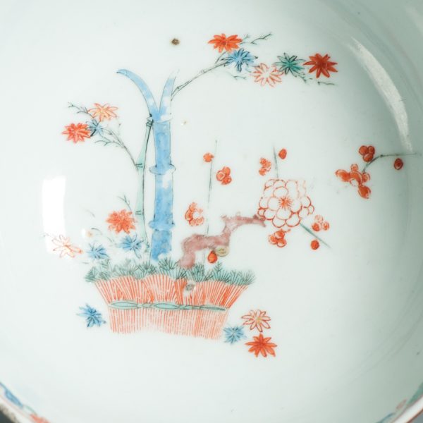 1465 Antique Chinese Kangxi Bowl with Dutch Decoration in Kakiemon Style - Image 15