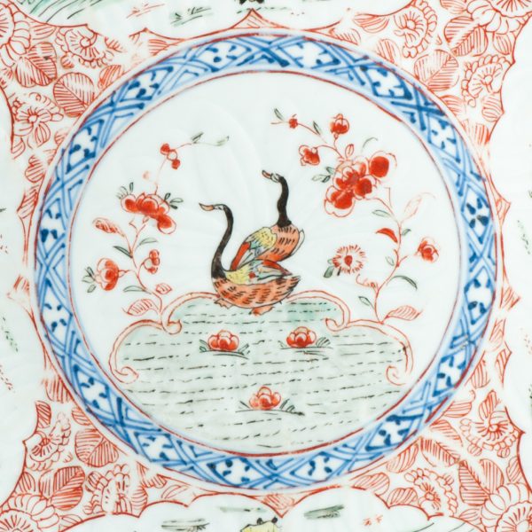 1468 Large Antique Chinese Kangxi/Yongzheng dish with Dutch Decoration Dame au Parasol - Image 9