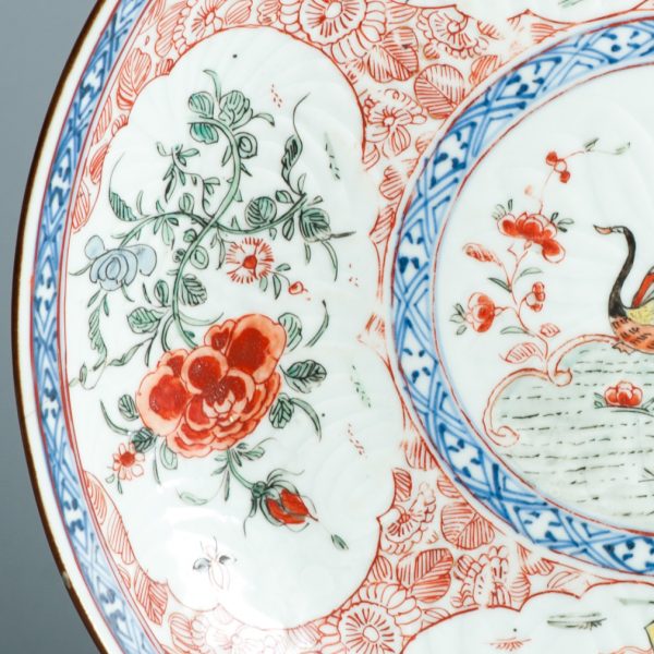 1468 Large Antique Chinese Kangxi/Yongzheng dish with Dutch Decoration Dame au Parasol - Image 7