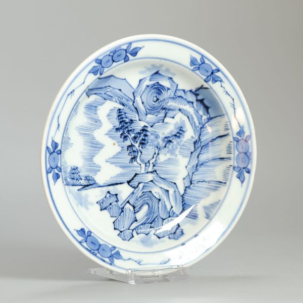 1477 Very Rare Antique ca 1700 Japanese Arita Master of the Rock Plate in Shunzhi/Kangxi Chinese Style - Image 4