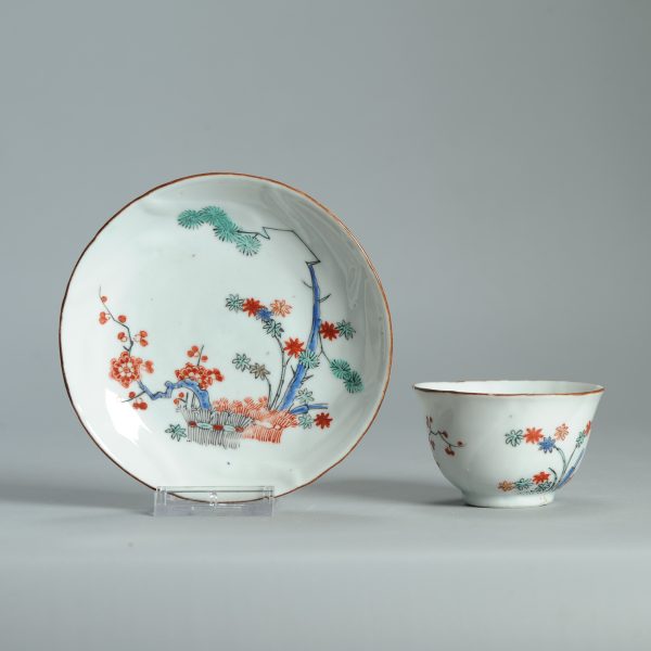 1476 Antique Chinese Tea Bowl with Kakiemon Decoration of Flowers and Hedge Amsterdam Bont - Image 12