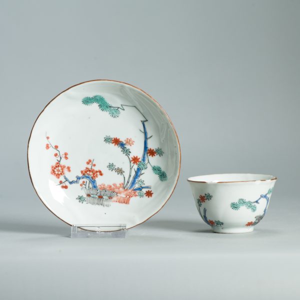 1476 Antique Chinese Tea Bowl with Kakiemon Decoration of Flowers and Hedge Amsterdam Bont - Image 16