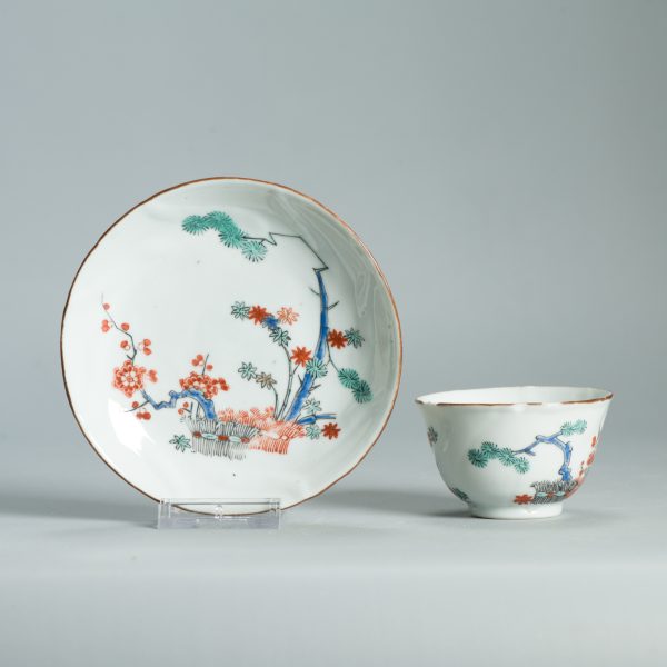 1476 Antique Chinese Tea Bowl with Kakiemon Decoration of Flowers and Hedge Amsterdam Bont - Image 17