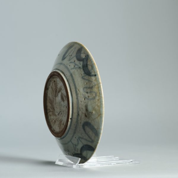 1478 An interesting South Chinese porcelain/Stoneware dish with blue glaze. - Image 6