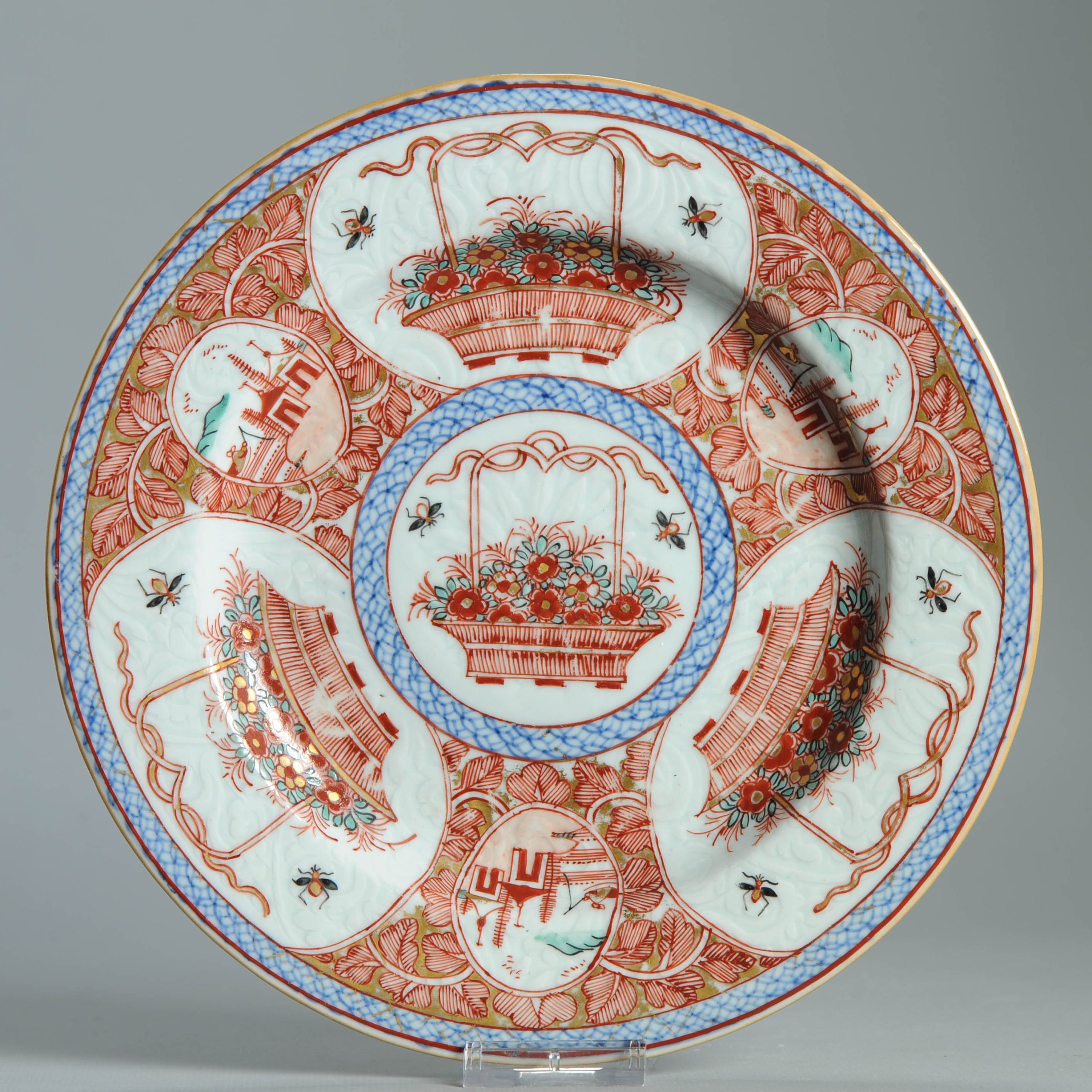 1472 Antique Chinese Kangxi/Yongzheng Plate with Dutch Decoration on a blue and white