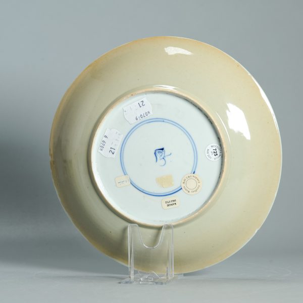 1492 Antique Chinese Kangxi Plate With Cream Glaze back and Verte Amsterdam Bont - Image 4