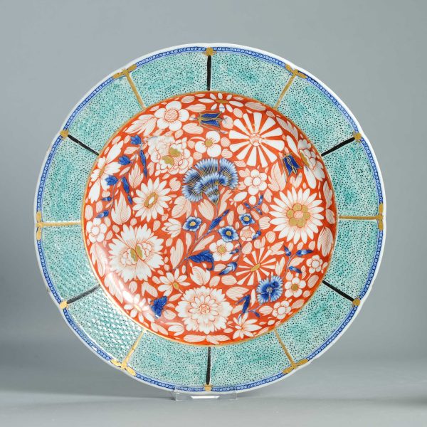 1493 Antique Chinese Blue and White 1740/60 Qianlong Chantilly Sprig Pattern dish with ca 1800 English Regency / George the IV 19th c redecoration