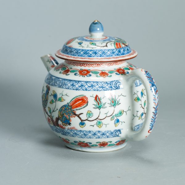 1498 Antique Chinese Tea Pot with Parrots and Flowers in Kakiemon Amsterdam Bont Style - Image 4