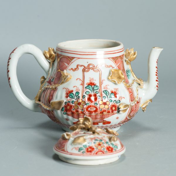 1499 Antique Chinese Relief Tea Pot with Flower Basket in Imari Amsterdam Bont Style - Image 12