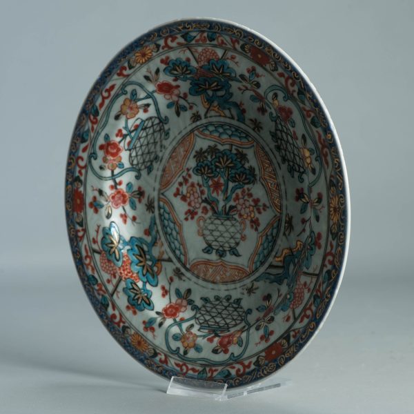 1508 Antique Chinese Porcelain Plate With Famille Verte Decoration of flower basket - Image 9