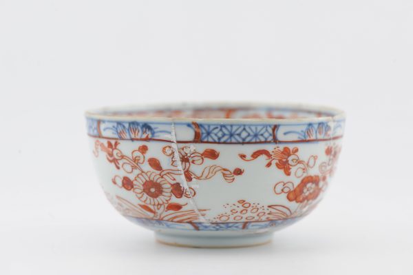 1488 Antique Chinese Bowl with Imari Decoration of Flowers Amsterdam Bont - Image 12