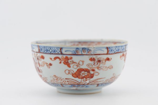 1488 Antique Chinese Bowl with Imari Decoration of Flowers Amsterdam Bont - Image 11