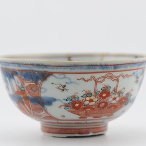 1487 Antique Chinese Bowl with Imari Decoration of Flowers and Landscape Amsterdam Bont