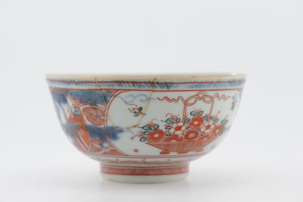 1487 Antique Chinese Bowl with Imari Decoration of Flowers and Landscape Amsterdam Bont - Image 8