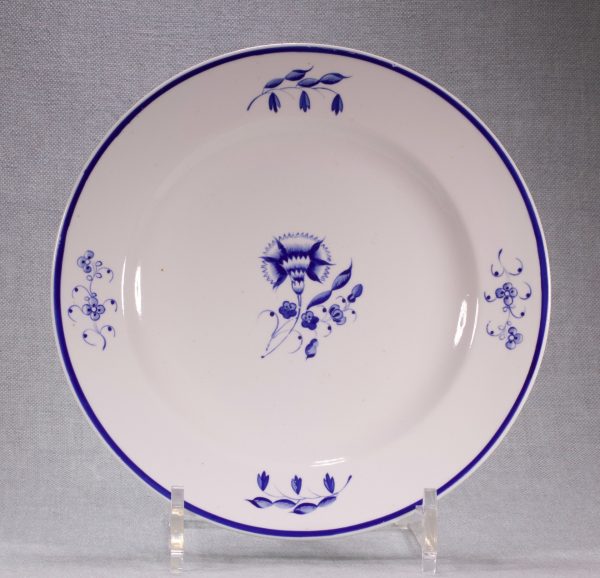 1493 Antique Chinese Blue and White 1740/60 Qianlong Chantilly Sprig Pattern dish with ca 1800 English Regency / George the IV 19th c redecoration - Image 14