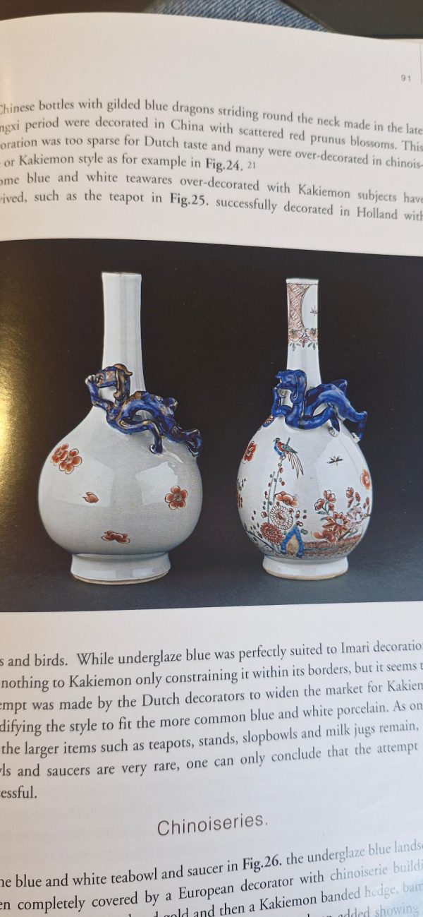 1494 A rare Chinese Porcelain Kangxi Vase with a Kakiemon Amsterdam Bont Decoration - Image 20
