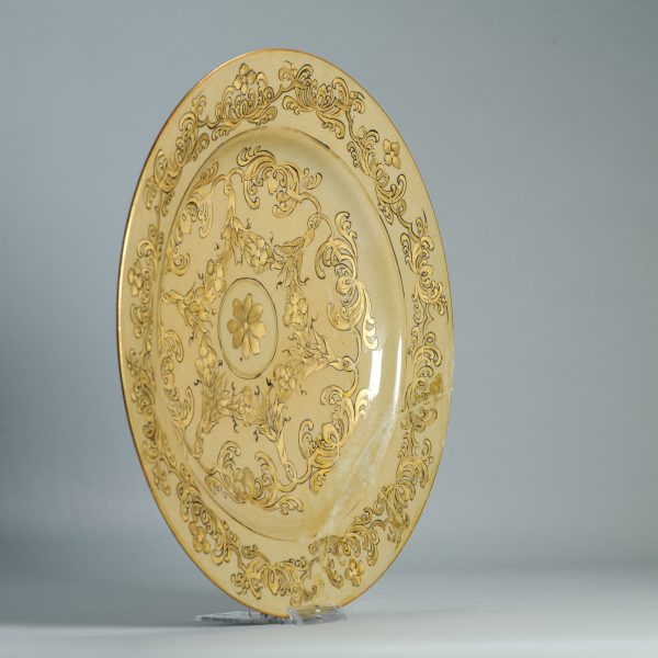 1510 Antique Chinese Cafe au Lait Porcelain Plate With European gold Redecoration - Image 3