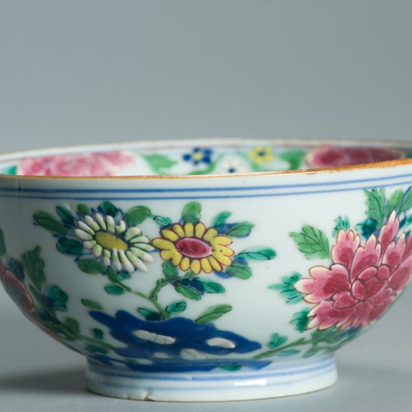1518 Antique Kangxi Chinese Porcelain Blue and white Bowl with full European Redecoration - Image 15