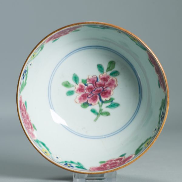 1518 Antique Kangxi Chinese Porcelain Blue and white Bowl with full European Redecoration - Image 4