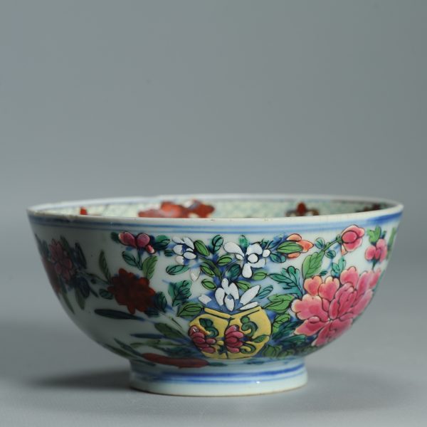 1519 Antique Kangxi Chinese Porcelain Blue and white Bowl with full European Redecoration - Image 16