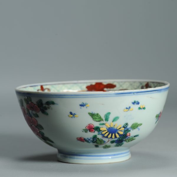 1519 Antique Kangxi Chinese Porcelain Blue and white Bowl with full European Redecoration - Image 10