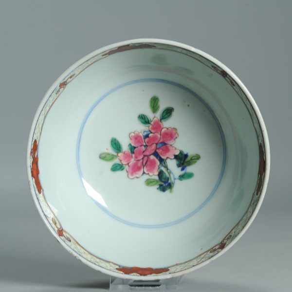 1519 Antique Kangxi Chinese Porcelain Blue and white Bowl with full European Redecoration - Image 4