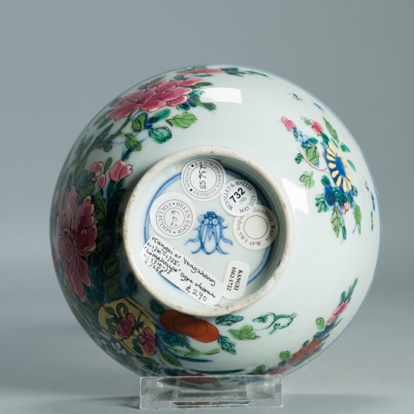 1519 Antique Kangxi Chinese Porcelain Blue and white Bowl with full European Redecoration - Image 3
