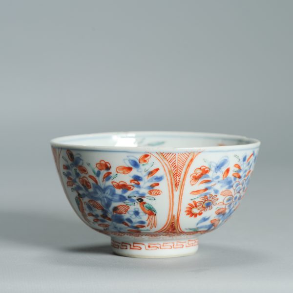 1532 Antique Chinese Kangxi Porcelain Bowl with added Dutch European Decoration of Parrots and Hare - Image 7