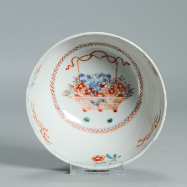 1532 Antique Chinese Kangxi Porcelain Bowl with added Dutch European Decoration of Parrots and Hare - Image 4