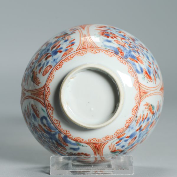 1532 Antique Chinese Kangxi Porcelain Bowl with added Dutch European Decoration of Parrots and Hare - Image 3