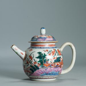 1530 Antique Chinese Porcelain Kangxi/Yongzheng Blue and White Teapot with added Dutch Decoration