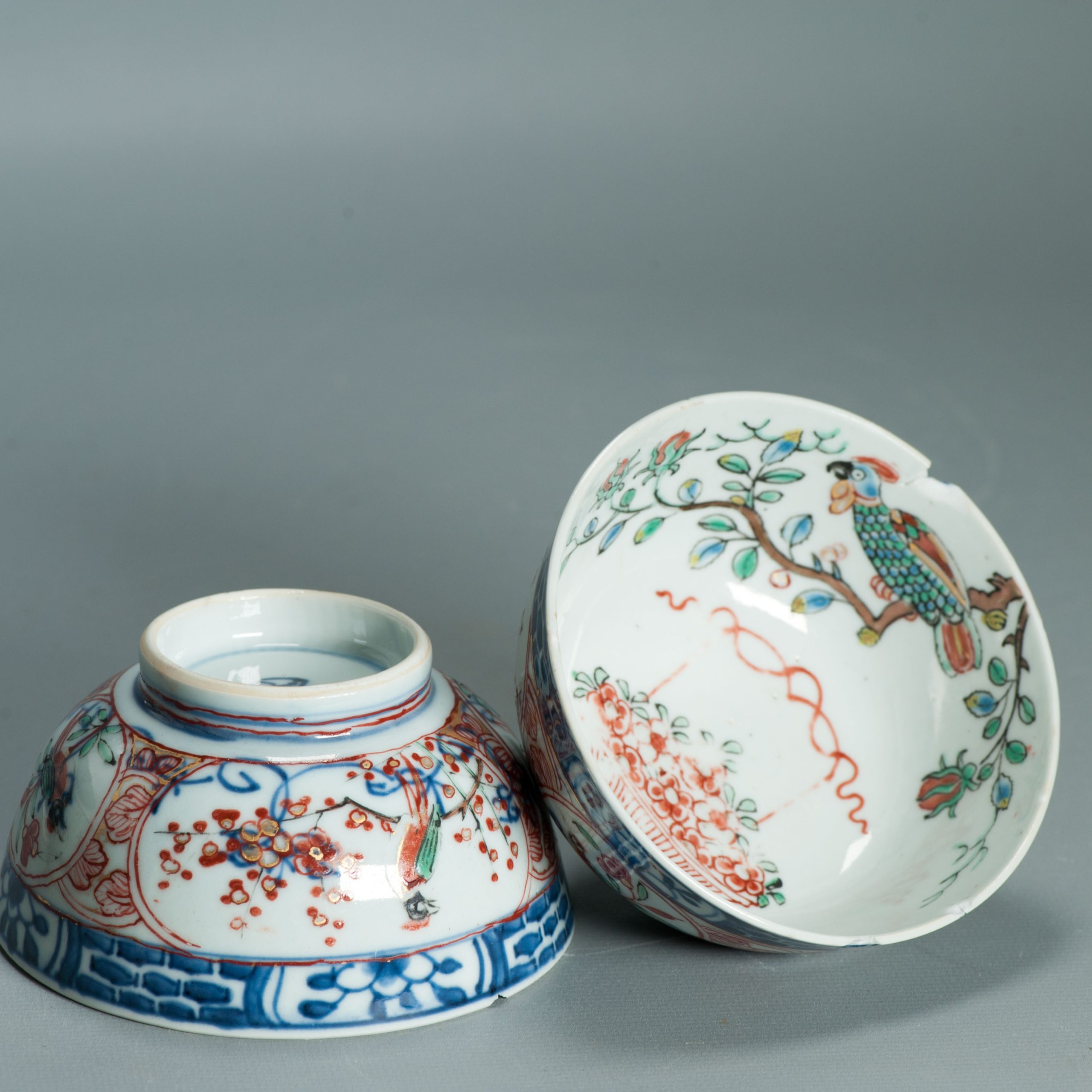 1534 & 1535 Antique Chinese Kangxi Porcelain Bowl with added Dutch Parrot Decoration