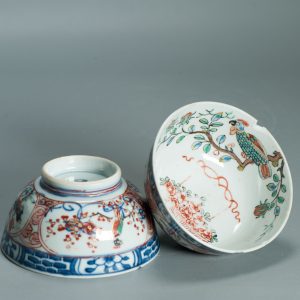 1534 & 1535 Antique Chinese Kangxi Porcelain Bowl with added Dutch Parrot Decoration