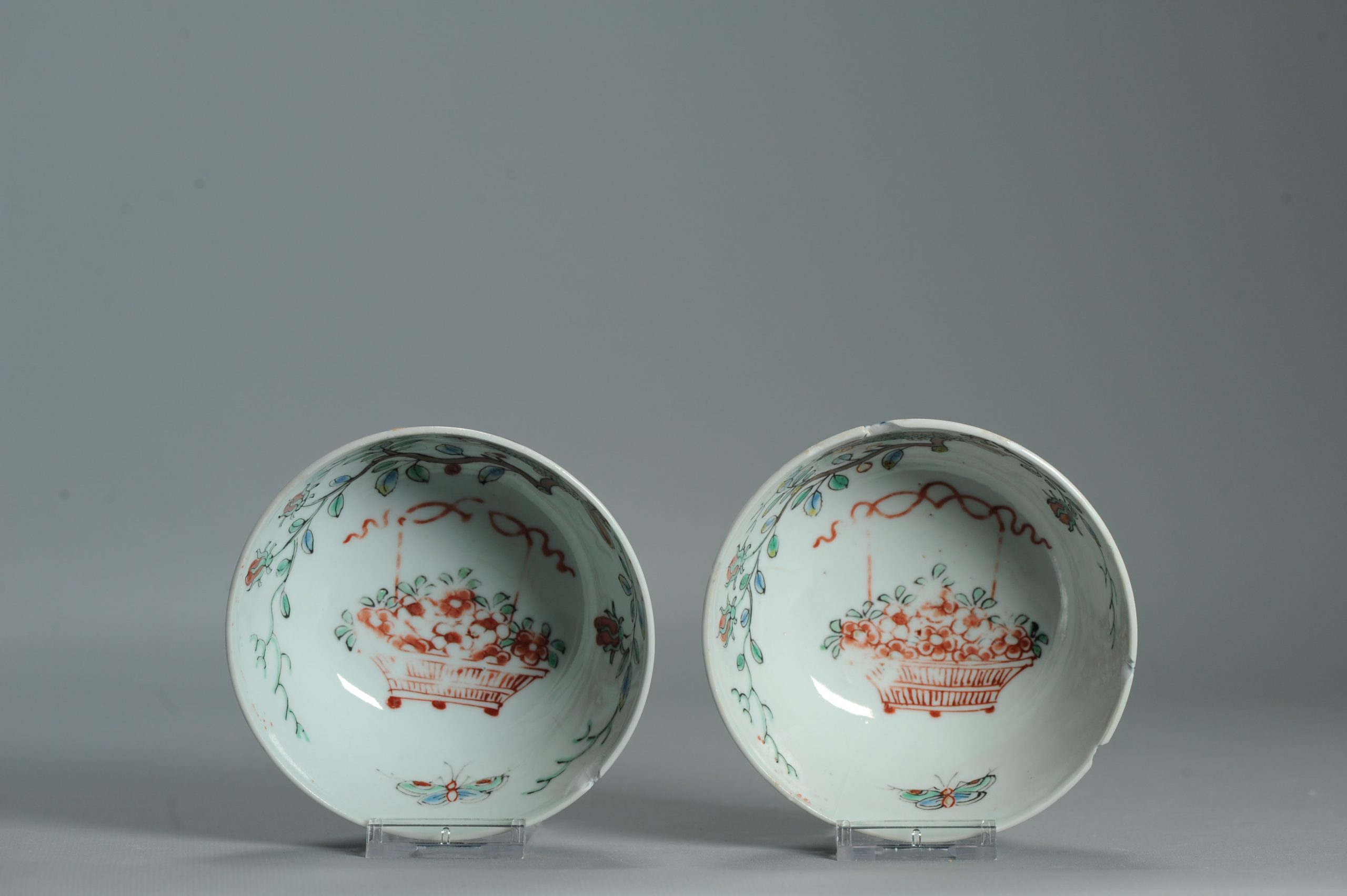 1534 & 1535 Antique Chinese Kangxi Porcelain Bowl with added Dutch Parrot Decoration - Image 4